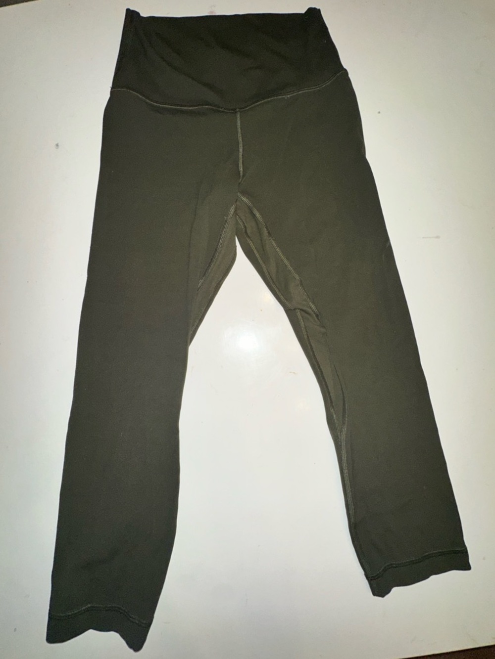 Lululemon ATHLETICA Olive Green Stretch Leggings Pants Size 4